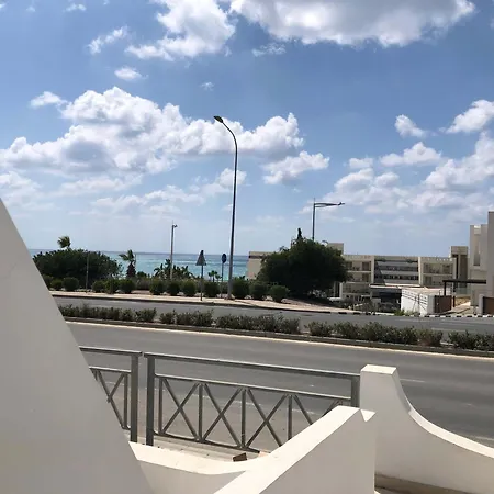 شقة Elegant Beachside - 1 Min Walk To Venus بافوس